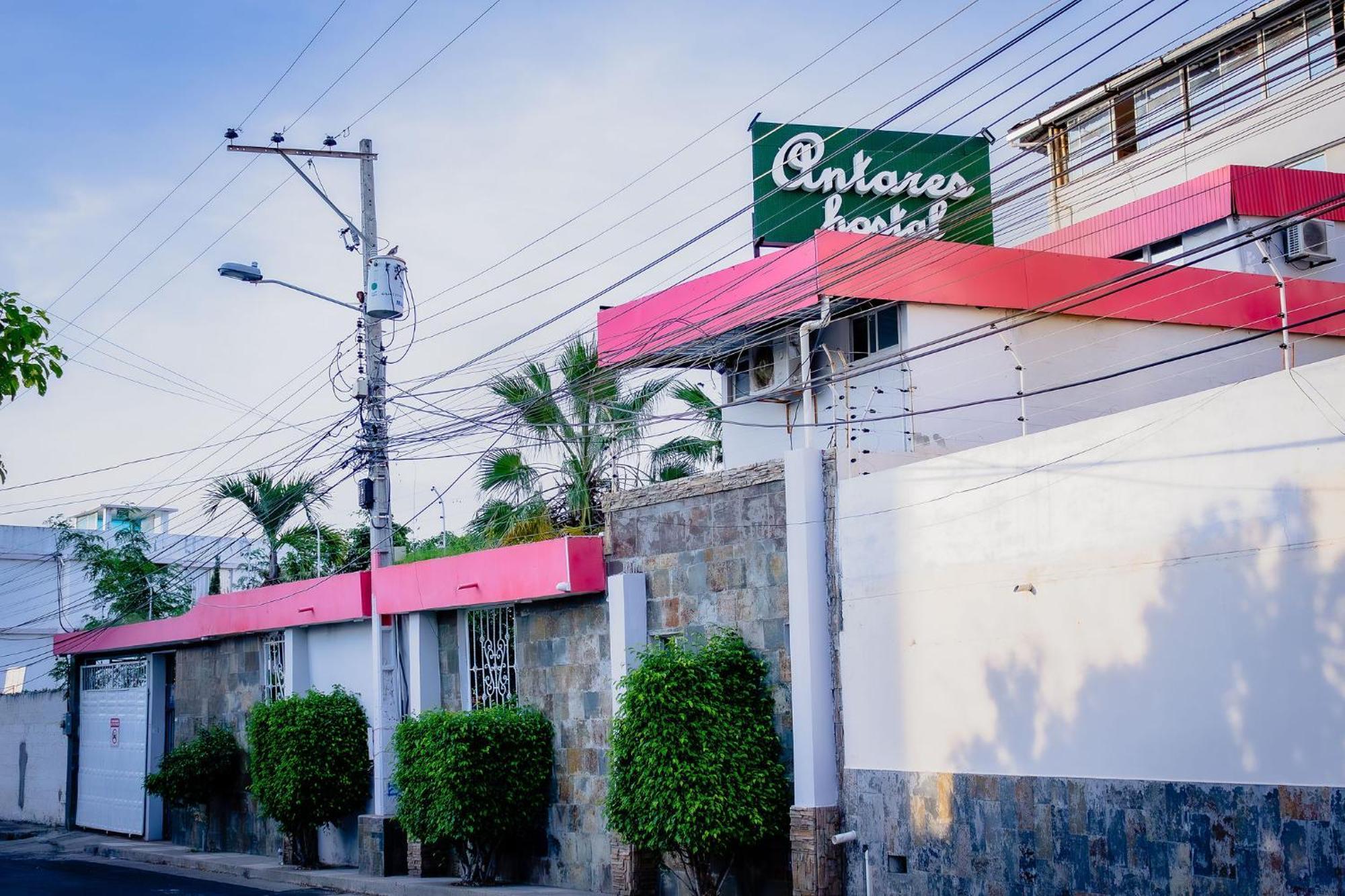 Hostal Antares Manta Exterior photo