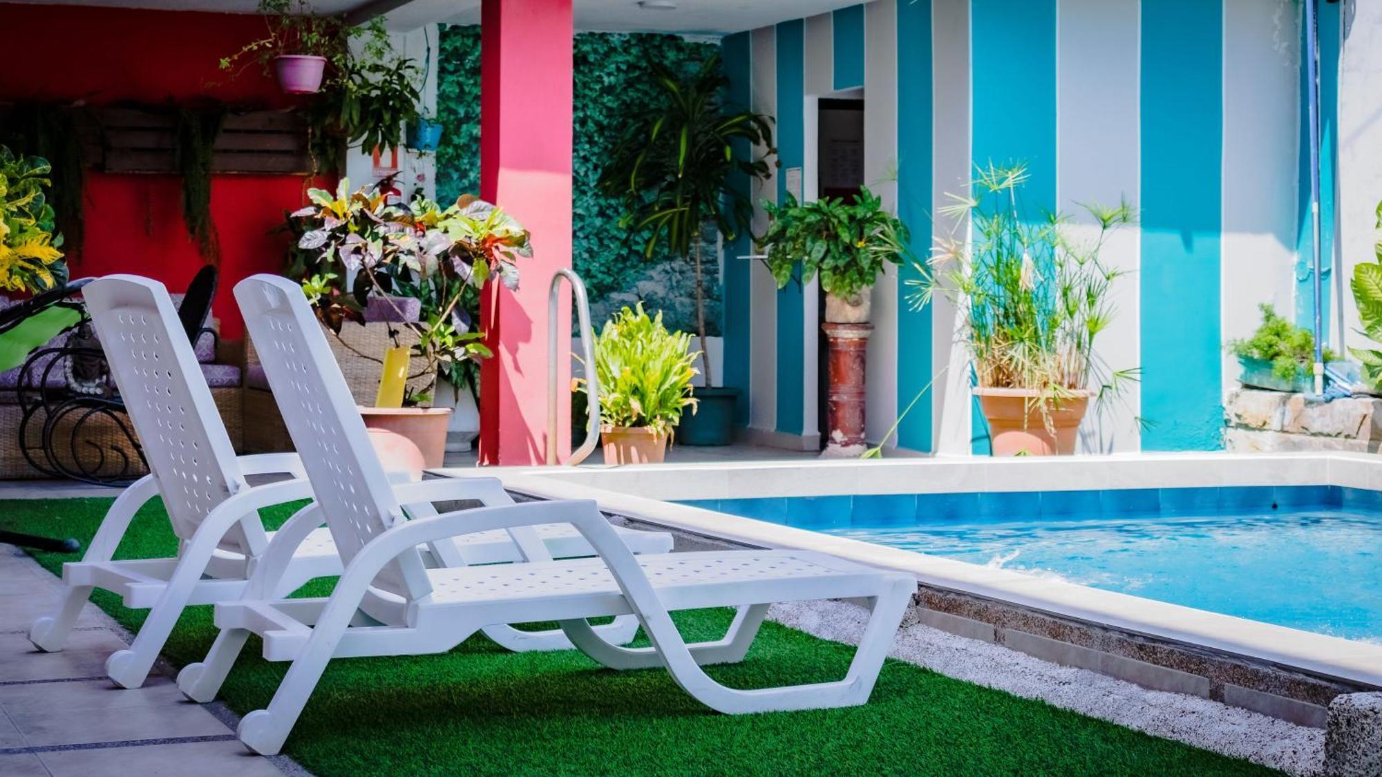 Hostal Antares Manta Exterior photo