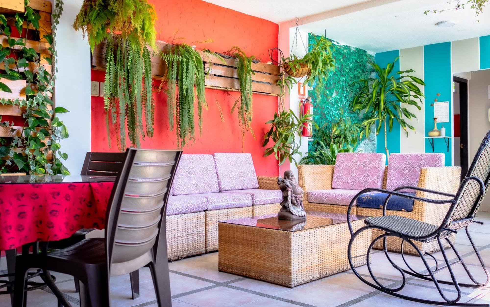 Hostal Antares Manta Exterior photo